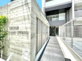 15/17 エントランス