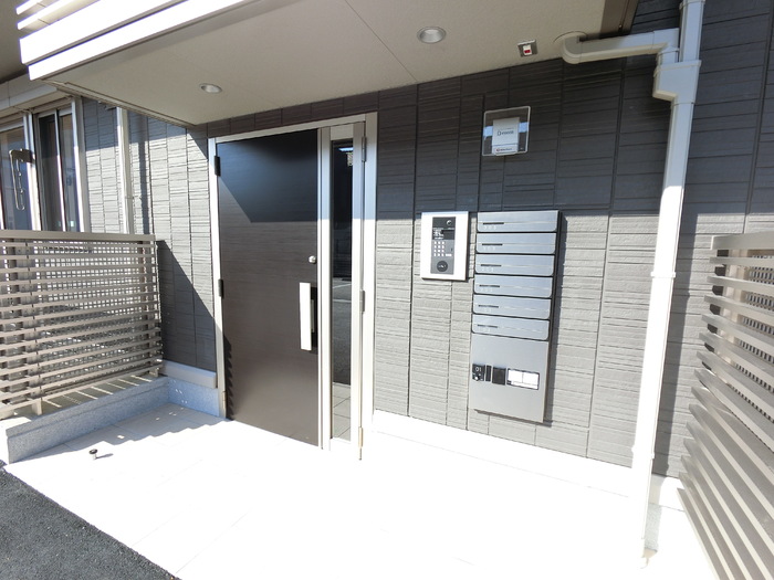 17/22 エントランス