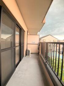 13/16 バルコニー