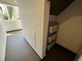 15/16 エントランス