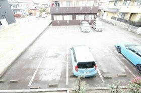16/22 駐車場