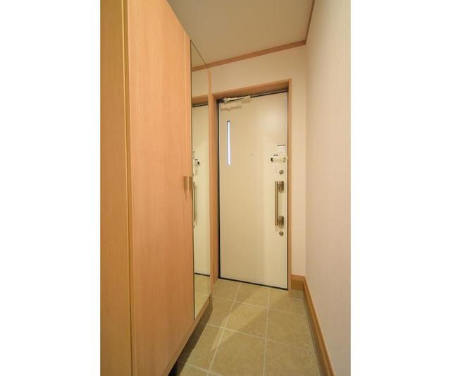 16/29 玄関