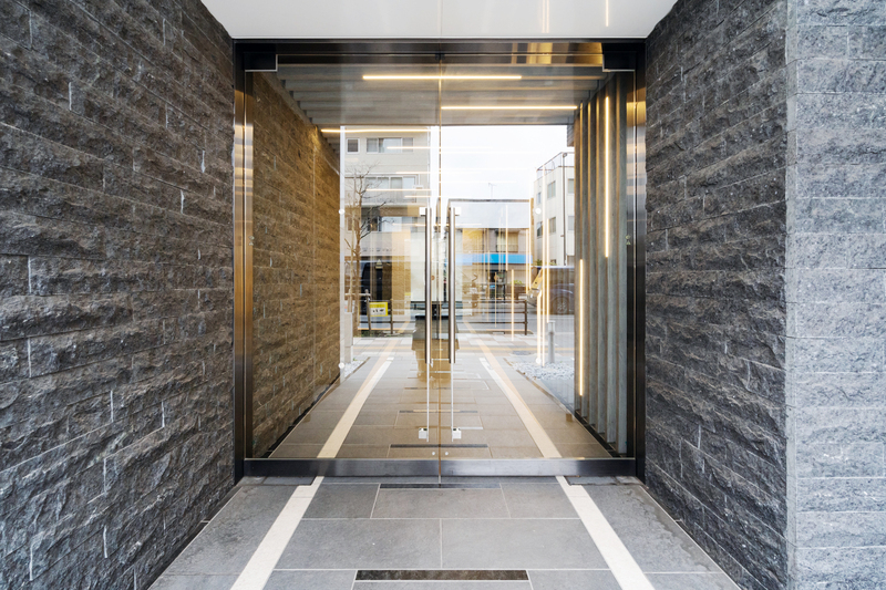 2/2 エントランス