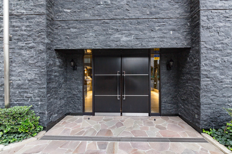 15/25 エントランス