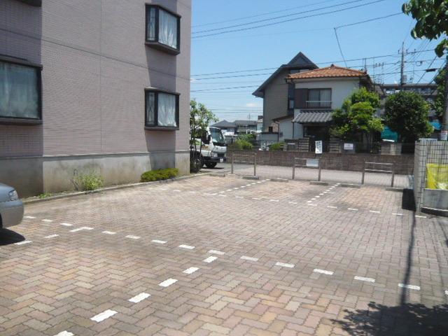 20/24 駐車場