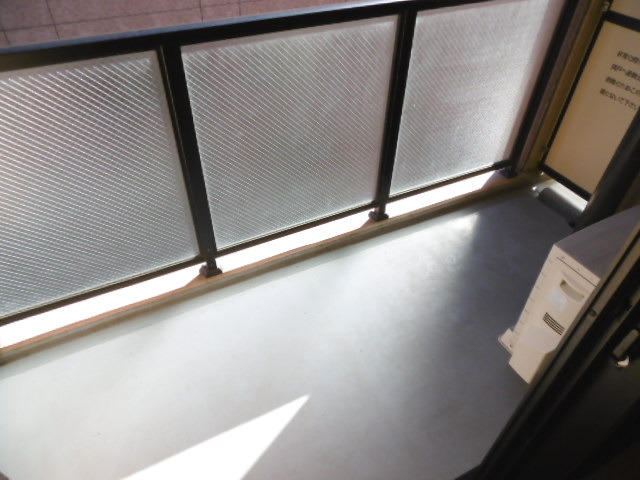 14/28 バルコニー