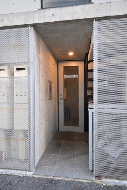 4/5 エントランス