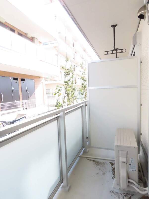 13/20 バルコニー