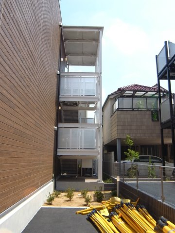 16/24 エントランス