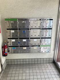 16/16 エントランス