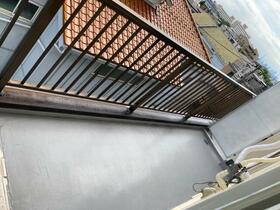 13/16 バルコニー