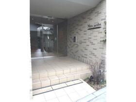 5/5 エントランス