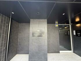 16/16 エントランス