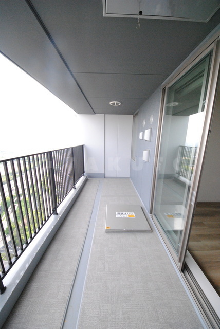 19/30 バルコニー