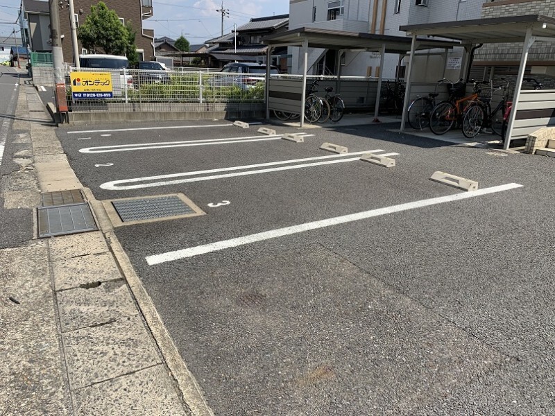 19/20 駐車場