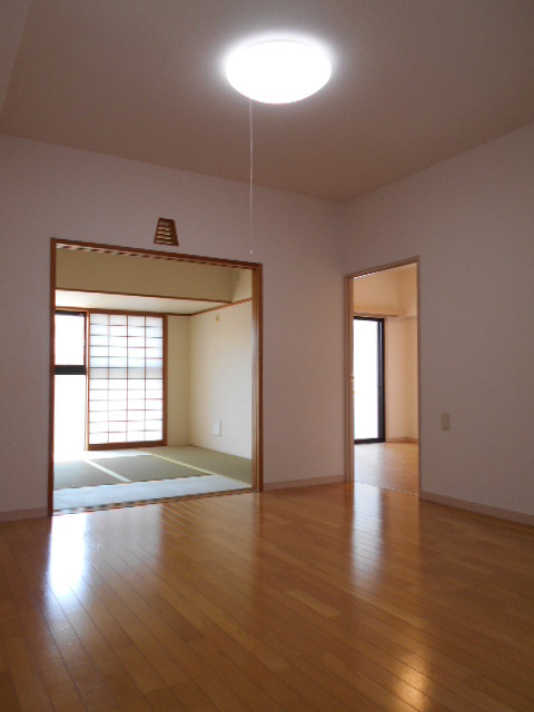 3/30 リビング/ダイニング