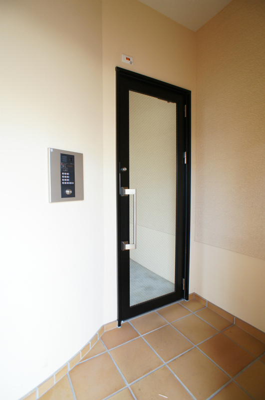 20/20 エントランス