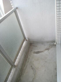 13/16 バルコニー