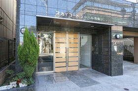 16/16 エントランス