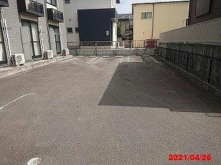 14/14 駐車場
