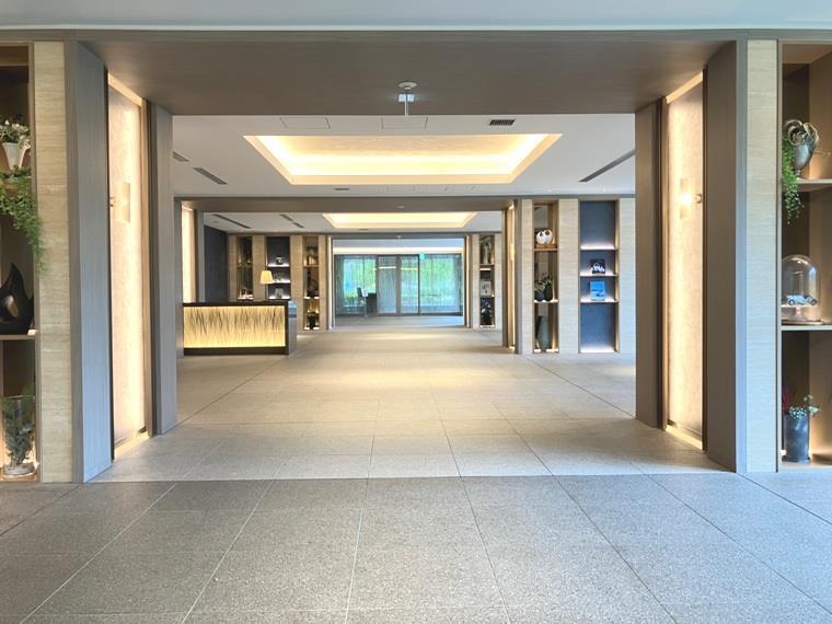 15/16 エントランス