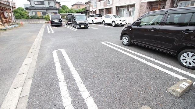 14/20 駐車場
