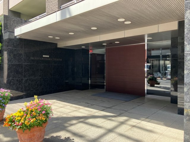 15/16 エントランス