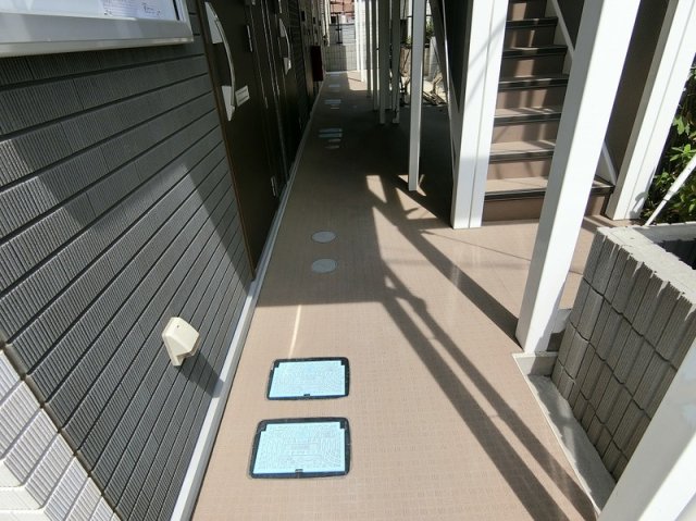 15/16 エントランス