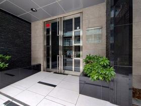 4/4 エントランス