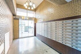 14/14 エントランス