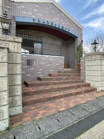 15/17 エントランス