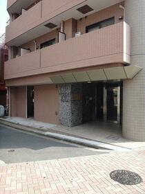 15/16 エントランス