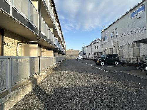 14/14 駐車場
