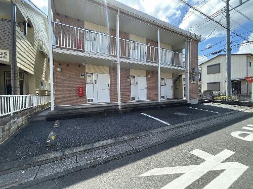 14/14 駐車場