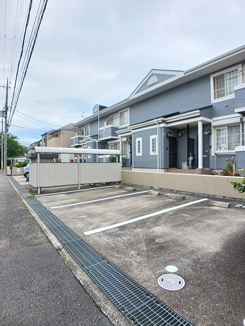 14/20 駐車場