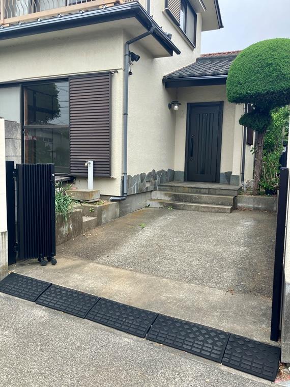 20/20 駐車場