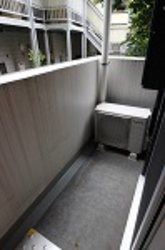 13/17 バルコニー