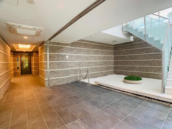 2/6 エントランス