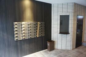 3/4 エントランス