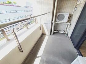 13/16 バルコニー