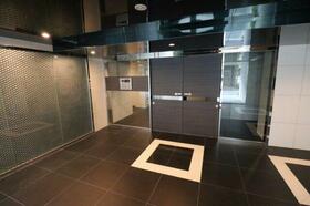 14/15 エントランス