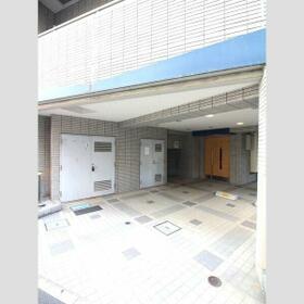 4/5 エントランス