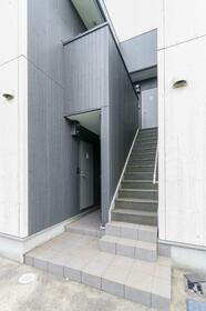 18/20 エントランス