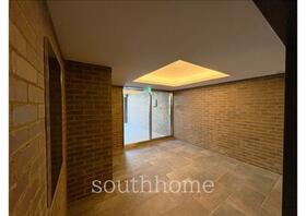 15/15 エントランス