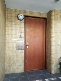 17/17 エントランス