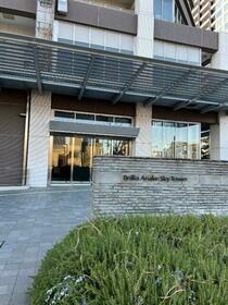 16/16 エントランス