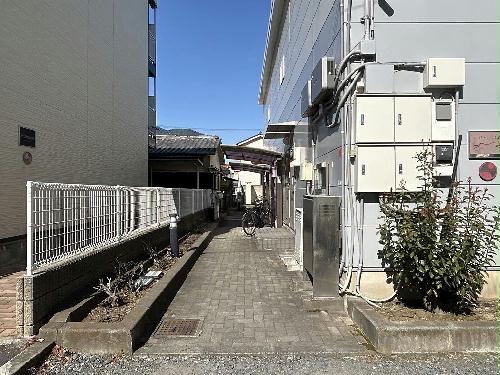 2/2 エントランス