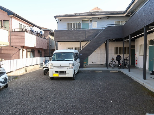 3/3 駐車場