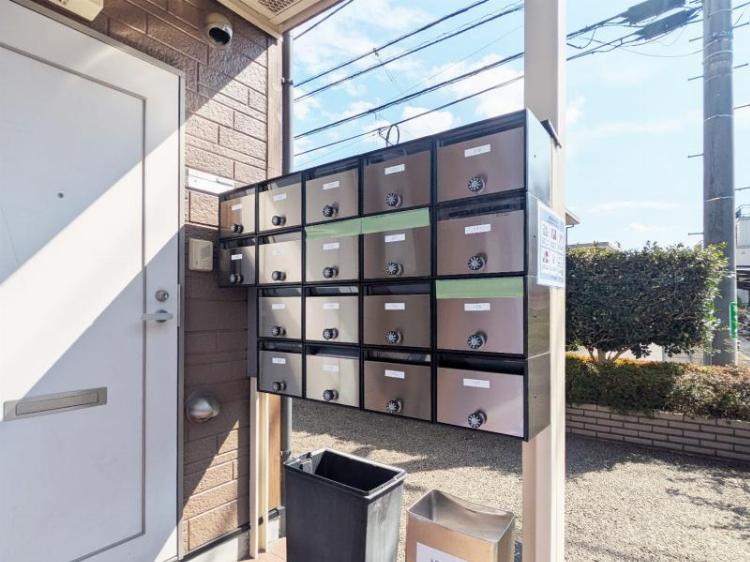 2/2 エントランス