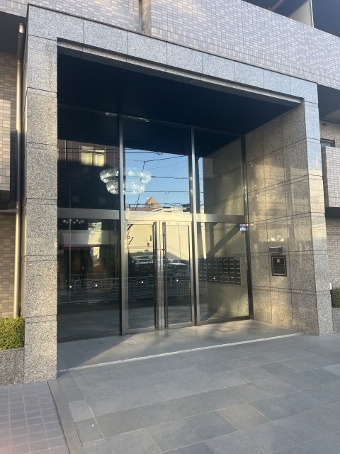 8/10 エントランス